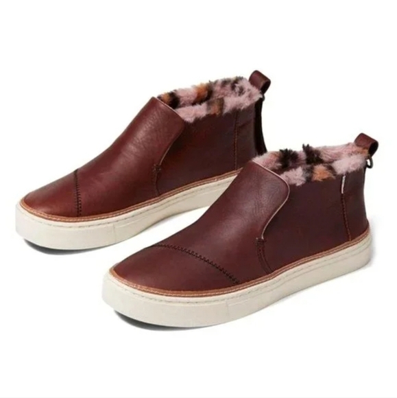 Toms Women Ankle Leo Paxton faux fur Leather Boots sneakers shoes sz 9 - Picture 1 of 13